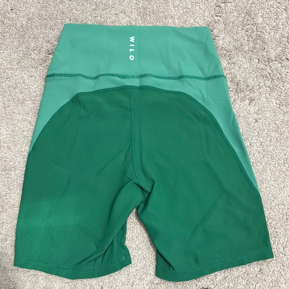 Emerald Green High-Rise Bike Shorts with Wide Waistband